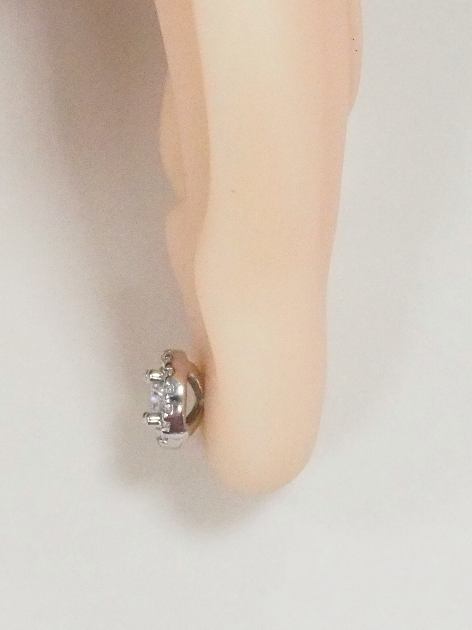Серебряные серьги-пусеты 925 пробы; вставки 34 Фианит бесцв.;